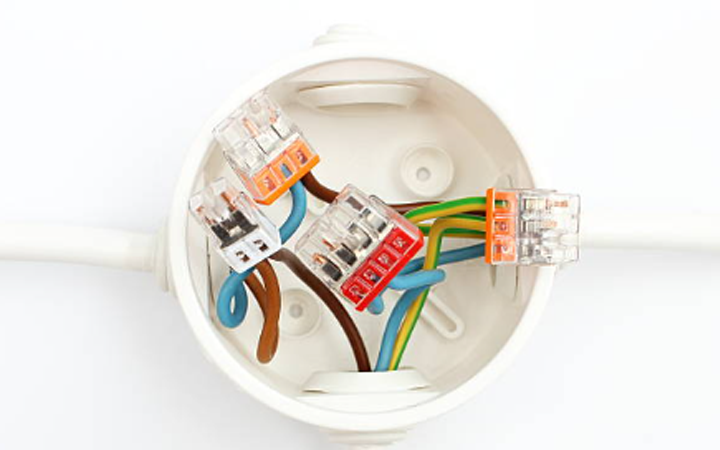 Revolutionize Your Wiring Projects with Push In Connectors The Ultimate Solution for Quick and Reliable Wire Splicing Every Time