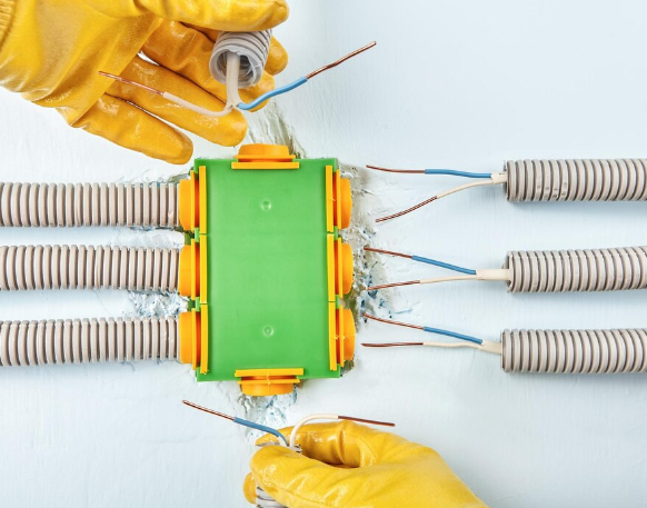 Do You Want To Connect Multiple Wires Of The Same Potential In A Limited Space With Space Saving Solutions